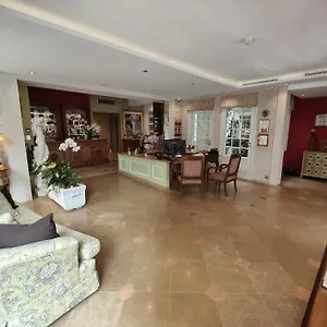 מלון Le Relais Medicis, פריז